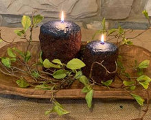 Load image into Gallery viewer, The Candlesmiths&#39; Candle
